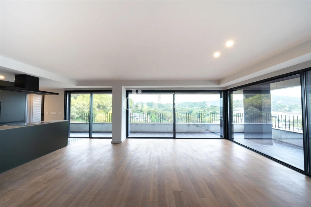 Apartamento T3 para Venda em Candoso Santiago e Mascotelos Foto 7