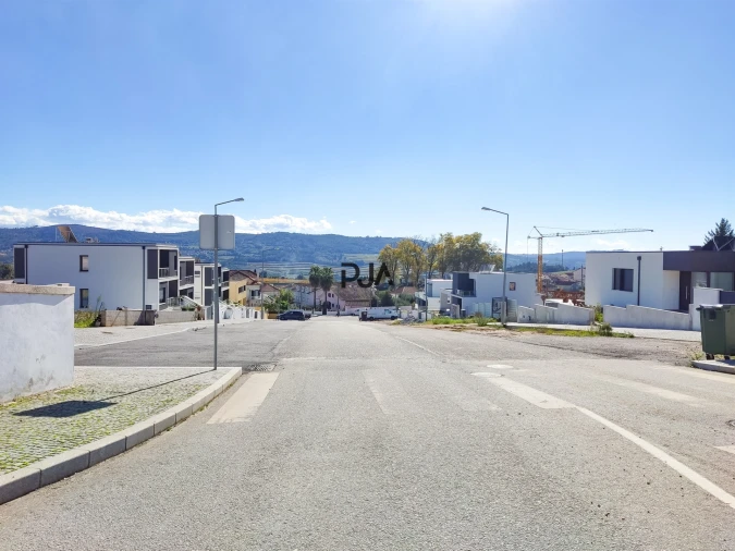 Terreno para Venda em Insua Foto 5