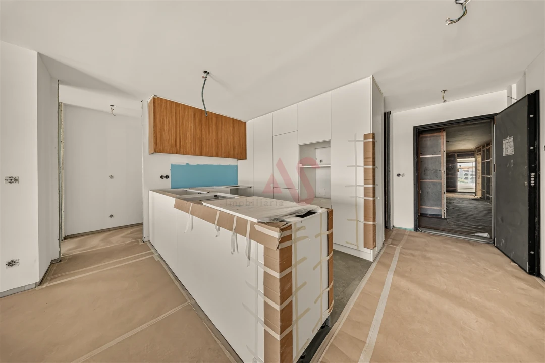 Apartamento T2 para Venda em Espinho Foto 2