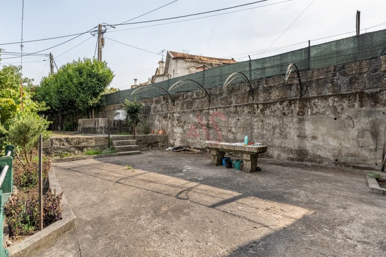 Moradia T4 para Venda em Caldas de Vizela (São Miguel e São João) Foto 10