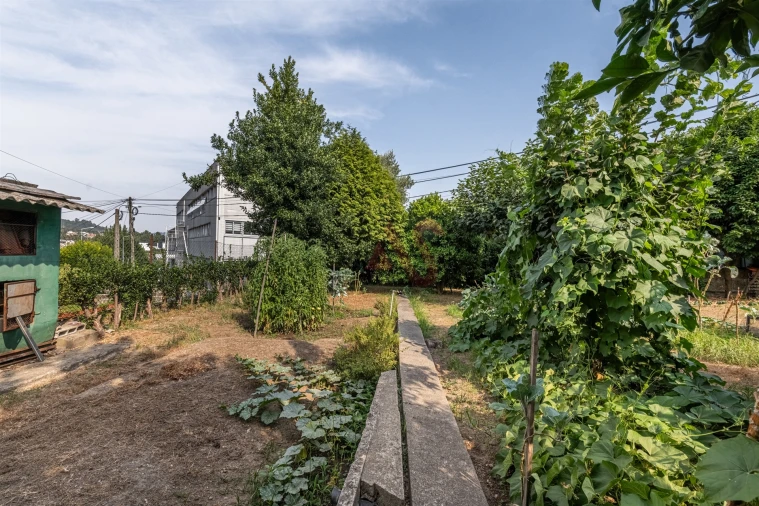 Moradia T4 para Venda em Caldas de Vizela (São Miguel e São João) Foto 14
