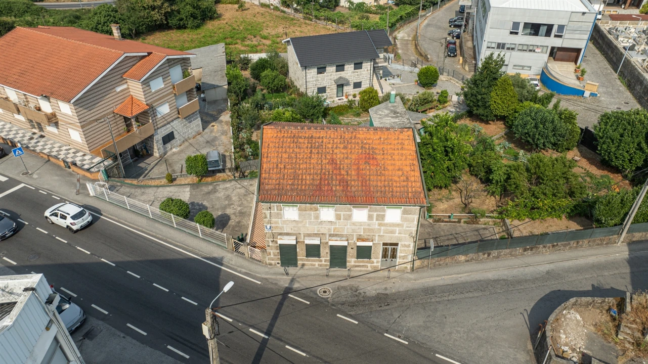 Moradia T4 para Venda em Caldas de Vizela (São Miguel e São João) Foto 24