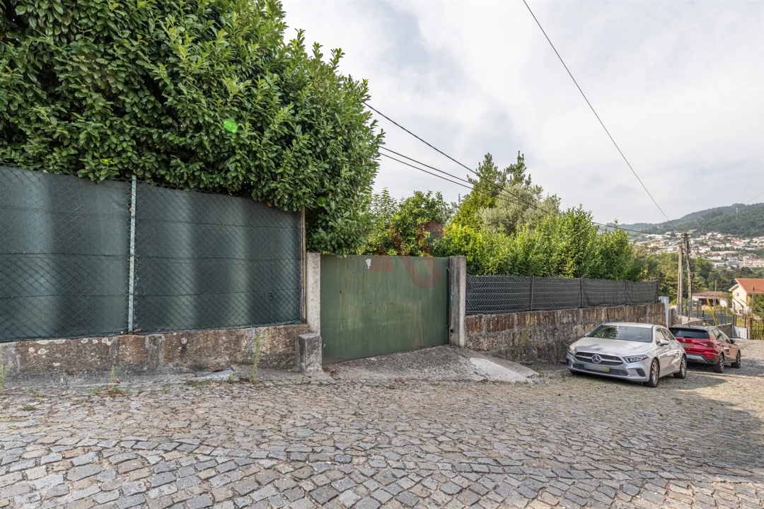 Moradia T4 para Venda em Caldas de Vizela (São Miguel e São João) Foto 25