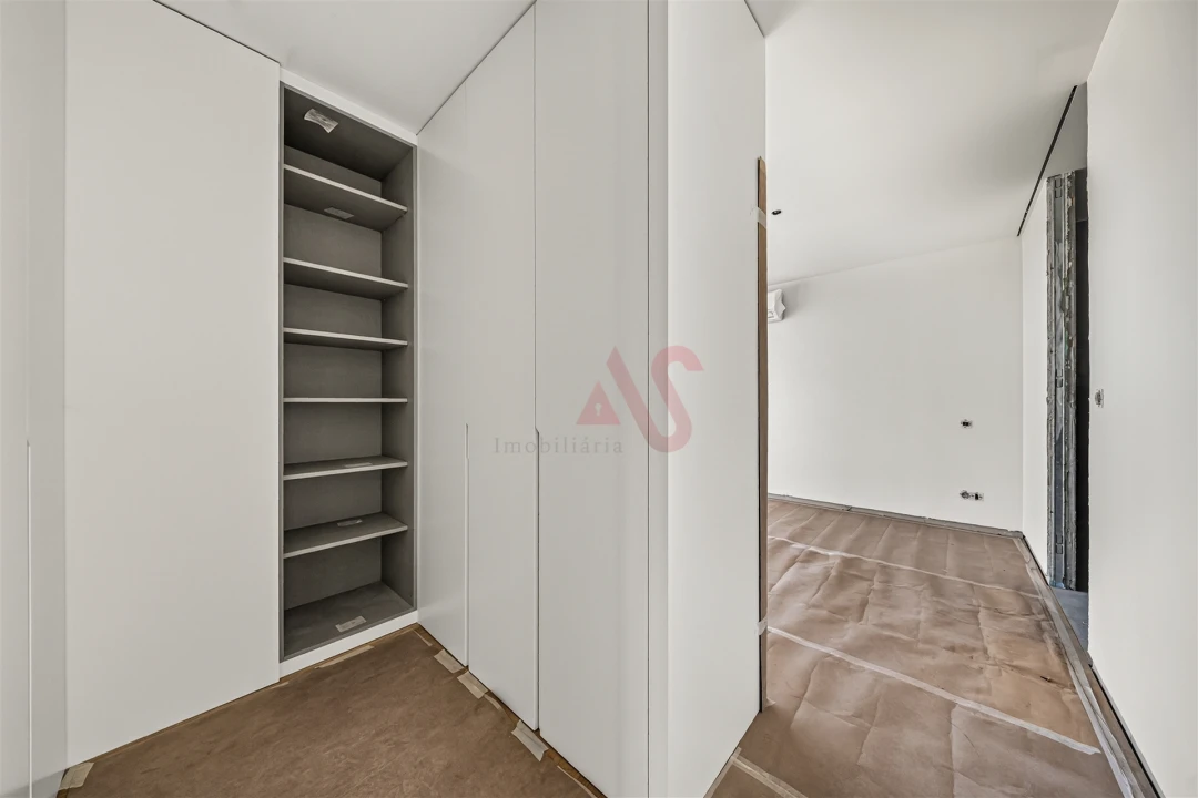 Apartamento T2 para Venda em Espinho Foto 20