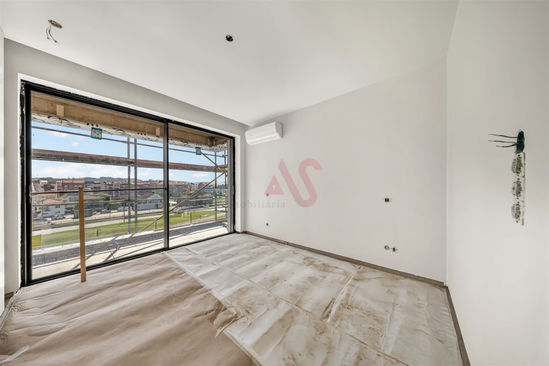 Apartamento T1 para Venda em Espinho Foto 18