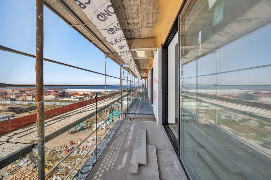 Apartamento T2 para Venda em Espinho Foto 23