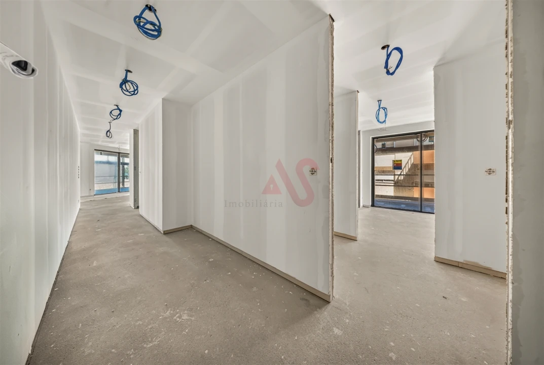 Apartamento T2 para Venda em Espinho Foto 31