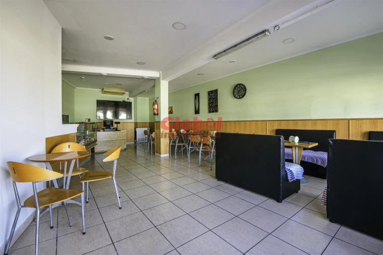 Loja para Trespasse em Abraveses Foto 1