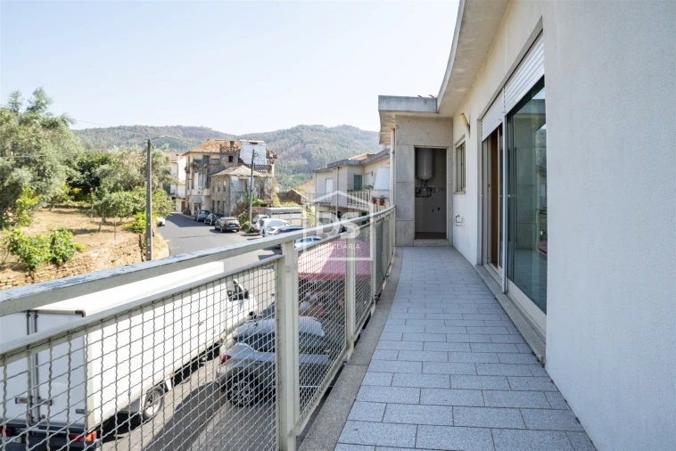 Apartamento T3 para Venda em Nespereira Foto 19