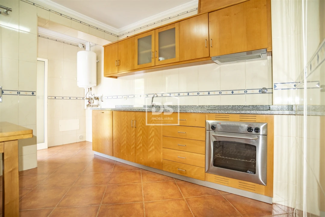 Apartamento T3 para Venda em Nespereira Foto 16