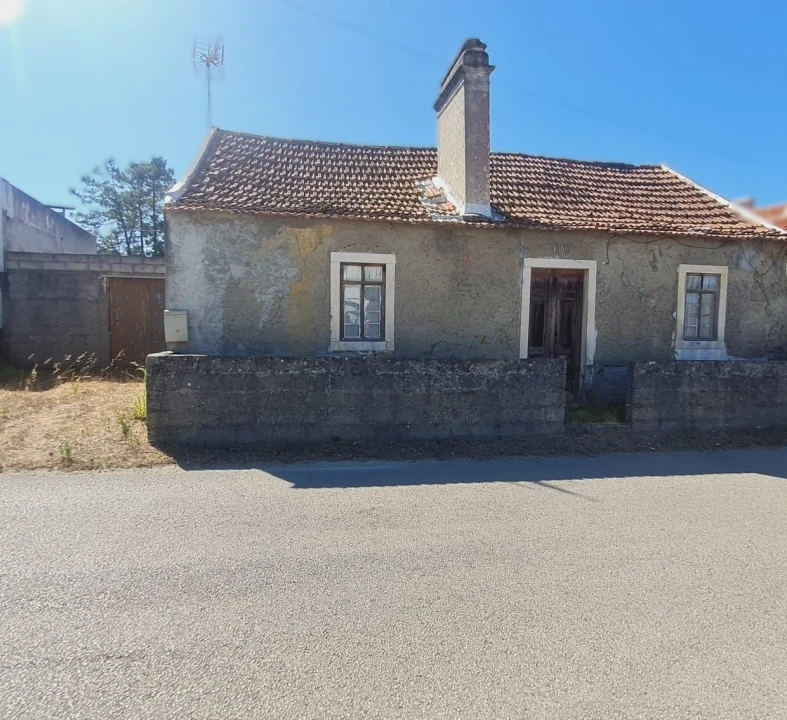 Moradia T1 para Venda em Coimbrão Foto 1