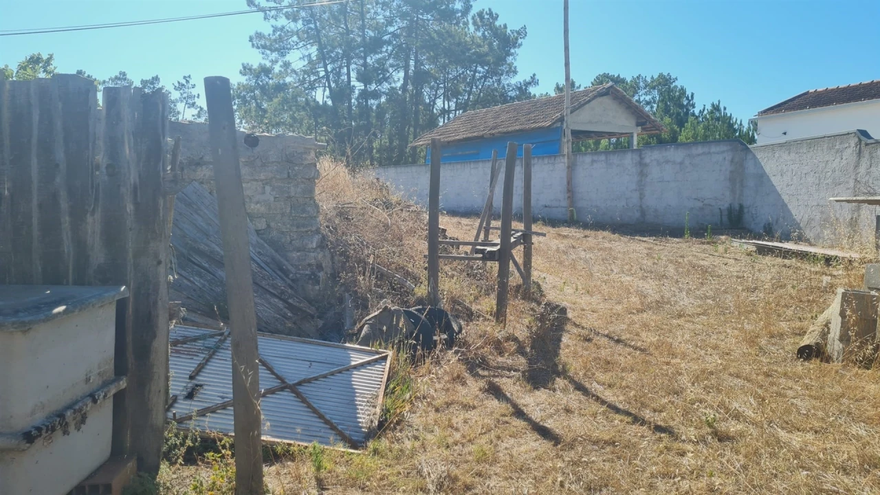 Moradia T1 para Venda em Coimbrão Foto 4