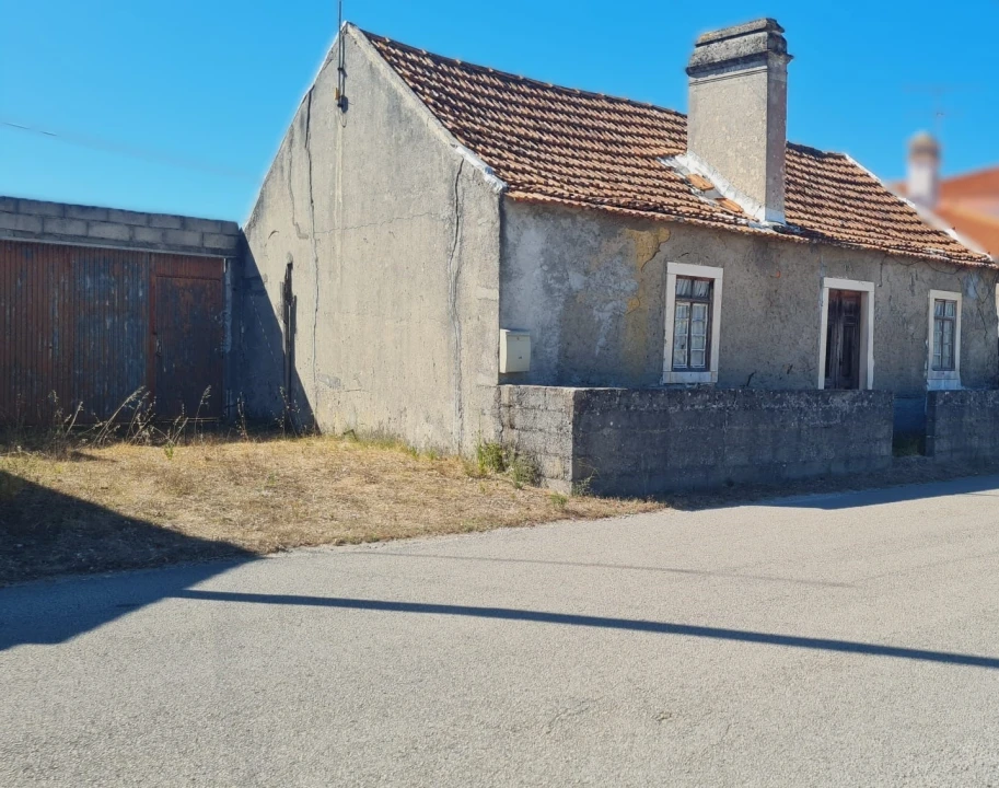 Moradia T1 para Venda em Coimbrão Foto 2