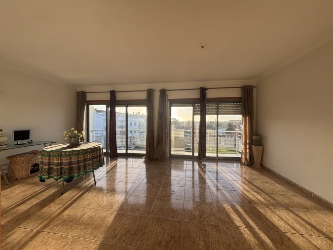 Apartamento T3 para Venda em Marinha Grande Foto 7