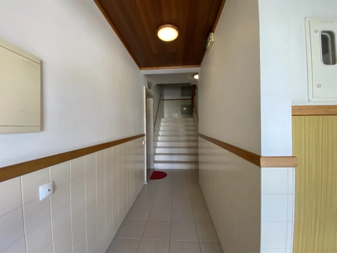 Apartamento T3 para Venda em Marinha Grande Foto 21