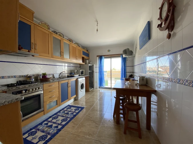 Apartamento T3 para Venda em Marinha Grande Foto 3