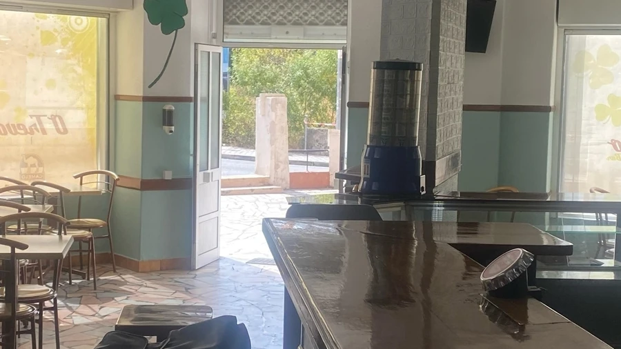 Loja para Trespasse em Queluz e Belas