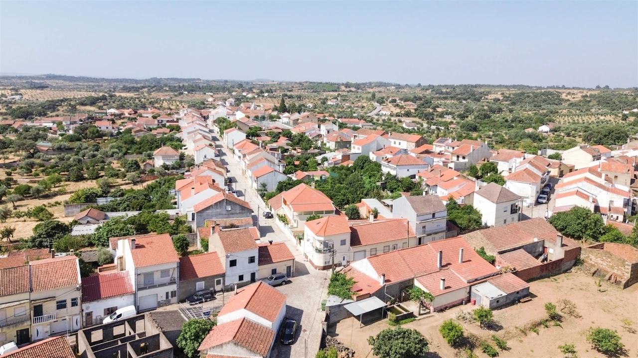 Moradia T3 para Venda em Escalos de Baixo e Mata Foto 35