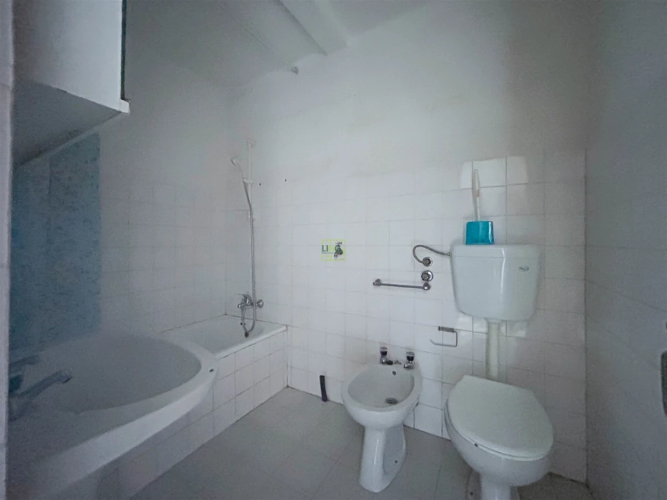 Moradia T3 para Venda em Escalos de Baixo e Mata Foto 19