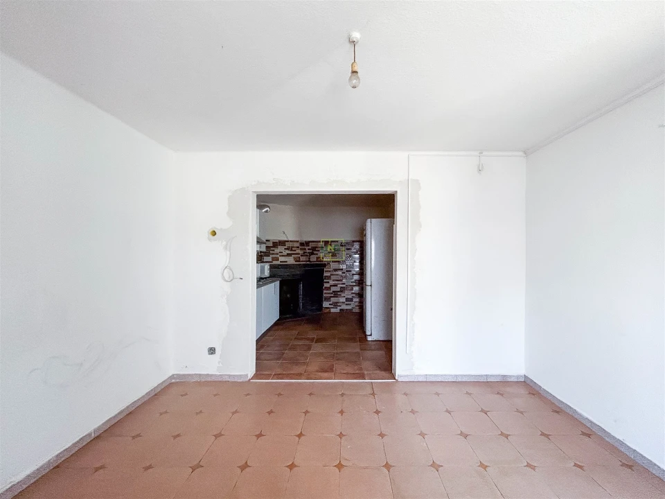 Moradia T3 para Venda em Escalos de Baixo e Mata Foto 9