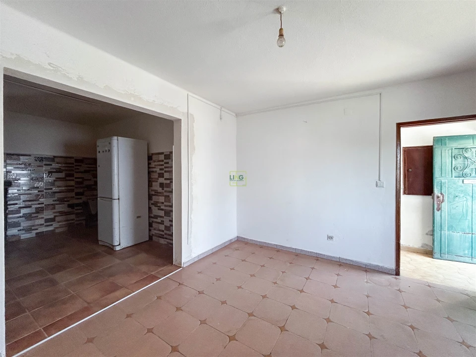 Moradia T3 para Venda em Escalos de Baixo e Mata Foto 8