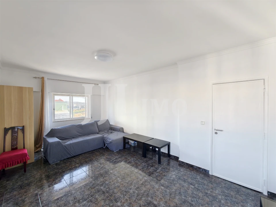 Apartamento T3 para Arrendamento em Pontinha e Famões Foto 15