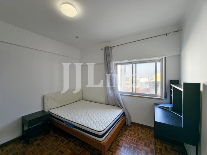 Apartamento T3 para Arrendamento em Pontinha e Famões Foto 6