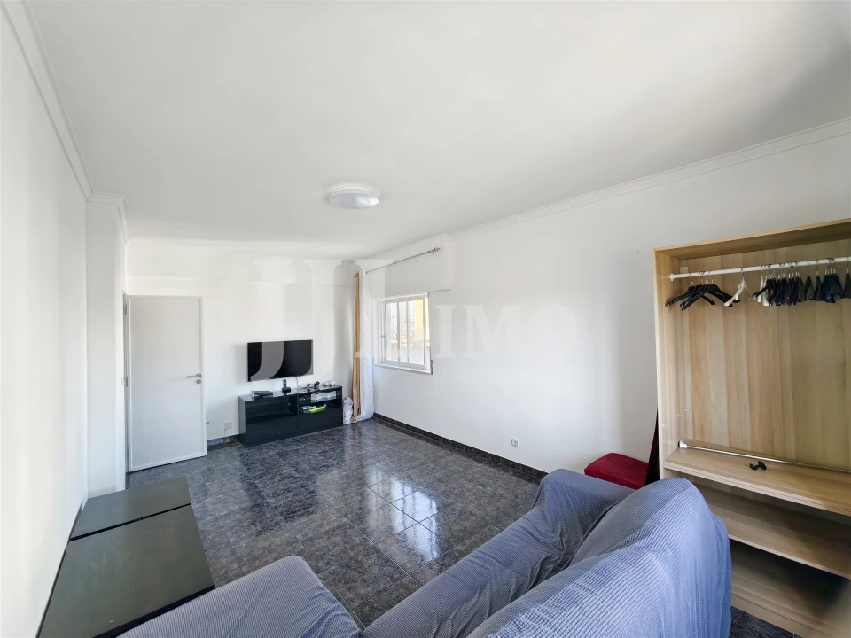 Apartamento T3 para Arrendamento em Pontinha e Famões Foto 14