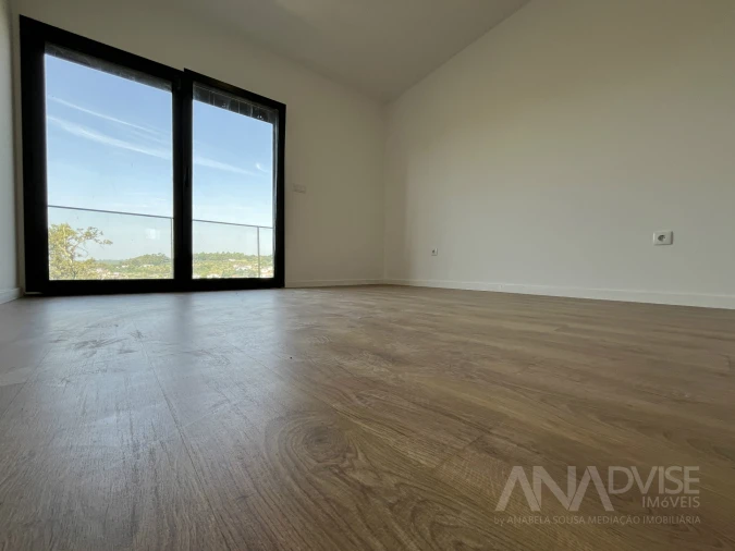 Apartamento T3 para Venda em Viseu Foto 13
