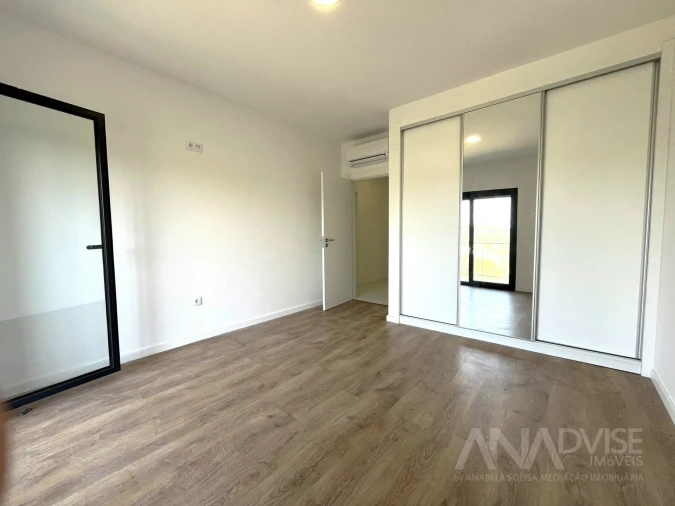 Apartamento T3 para Venda em Viseu Foto 9