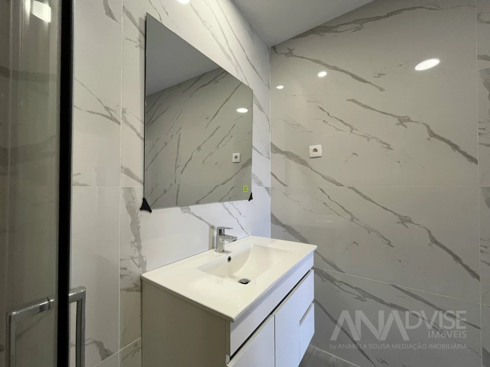 Apartamento T3 para Venda em Viseu Foto 16