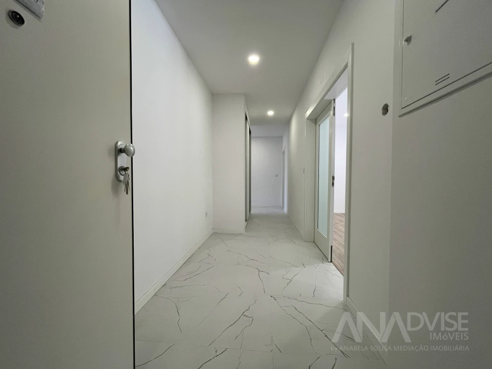 Apartamento T3 para Venda em Viseu Foto 4