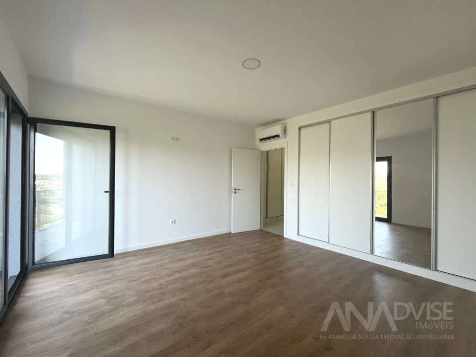 Apartamento T2 para Venda em Viseu Foto 10