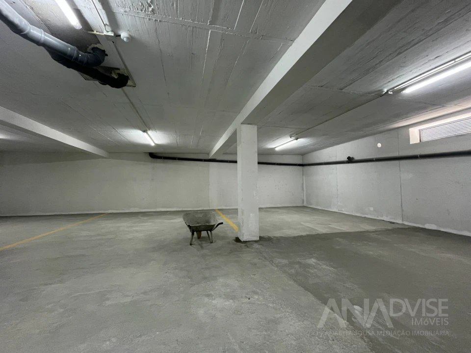 Apartamento T2 para Venda em Viseu Foto 16