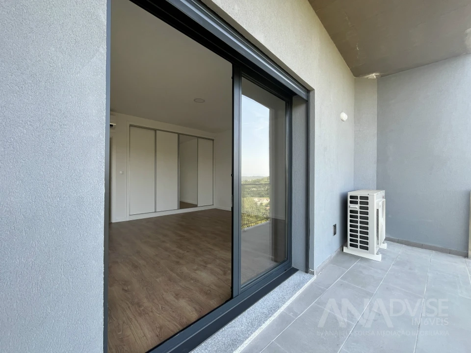 Apartamento T2 para Venda em Viseu Foto 11