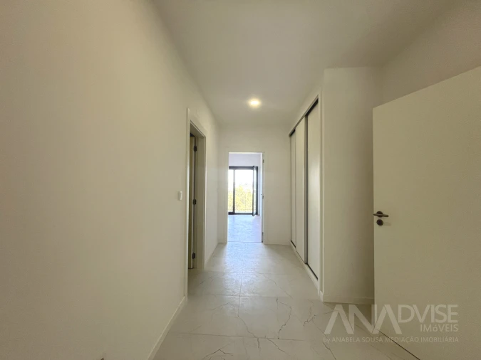 Apartamento T2 para Venda em Viseu Foto 8