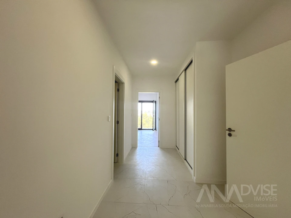 Apartamento T2 para Venda em Viseu Foto 8