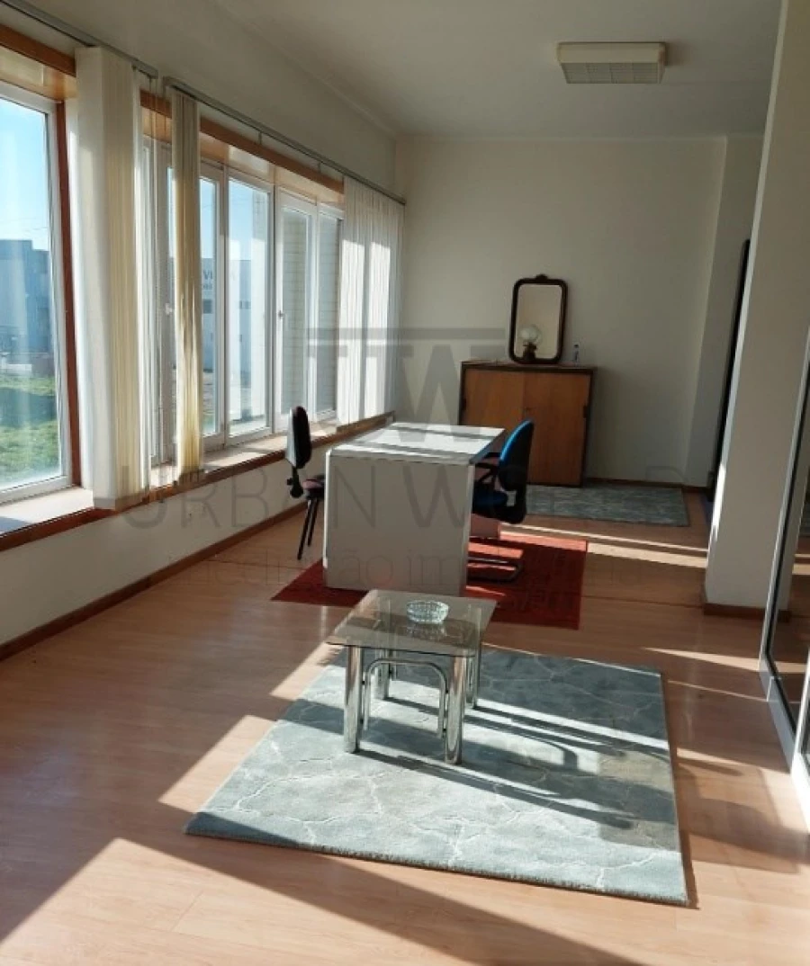 Armazém para Venda em Gafanha da Nazaré Foto 7