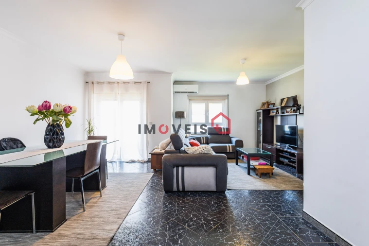 Apartamento T3 para Venda em Nossa Senhora da Piedade Foto 3