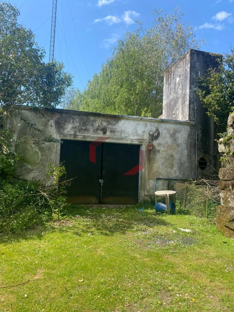 Moradia T9 para Venda em Lordelo do Ouro e Massarelos