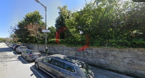 Moradia T9 para Venda em Lordelo do Ouro e Massarelos