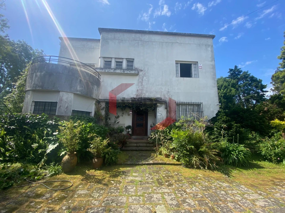 Moradia T9 para Venda em Lordelo do Ouro e Massarelos Foto 1