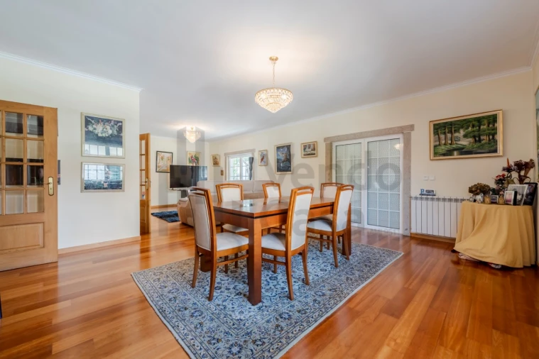 Moradia T4 para Venda em Merelim (São Pedro) e Frossos Foto 6