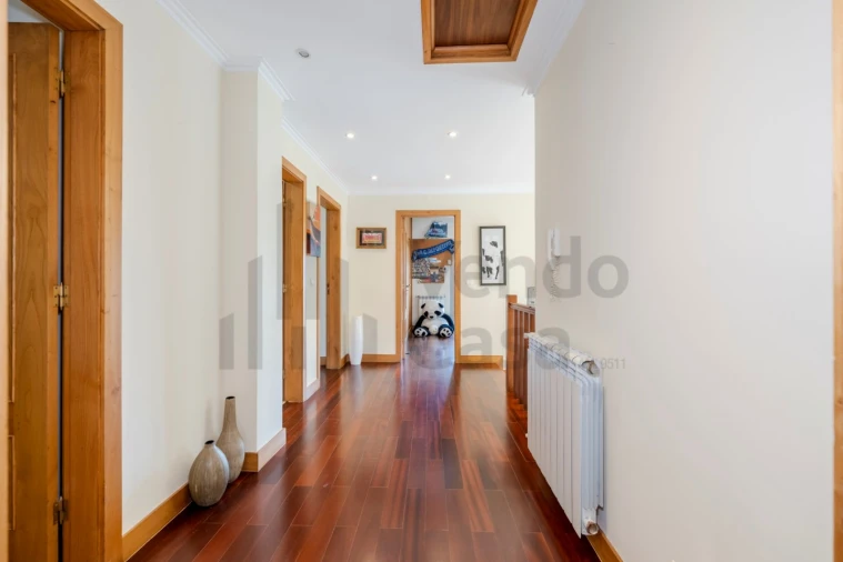 Moradia T4 para Venda em Merelim (São Pedro) e Frossos Foto 27