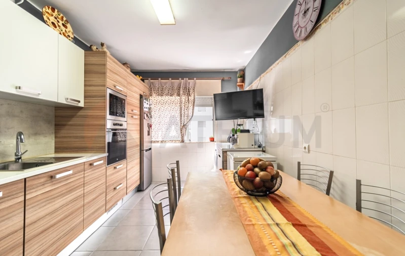 Apartamento T4 para Venda em União das Freguesias de Setúbal Foto 2