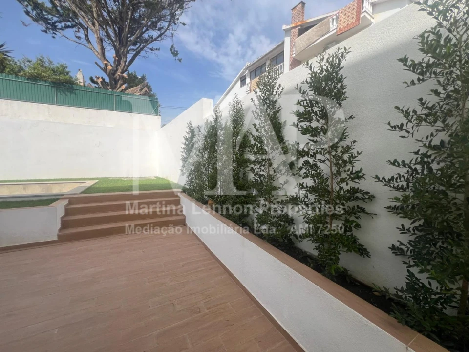 Moradia T3 para Venda em Alcabideche Foto 5