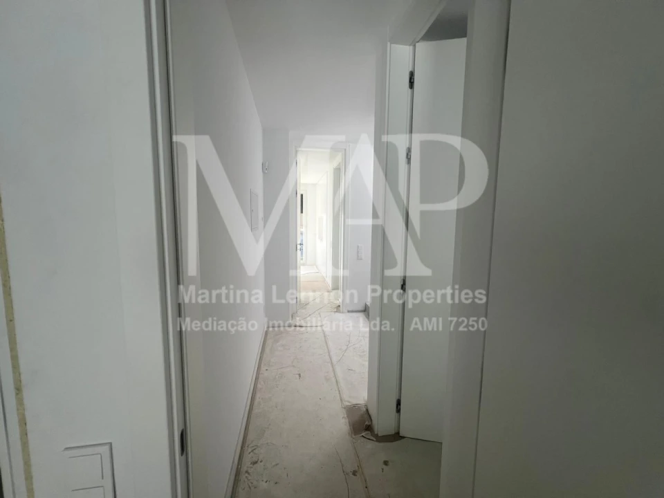 Moradia T3 para Venda em Alcabideche Foto 18
