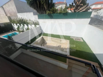 Moradia T3 para Venda em Alcabideche