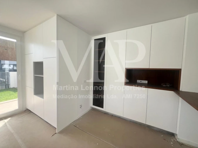 Moradia T3 para Venda em Alcabideche Foto 10