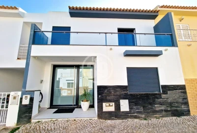 Moradia T3 para Venda em Alcantarilha e Pêra